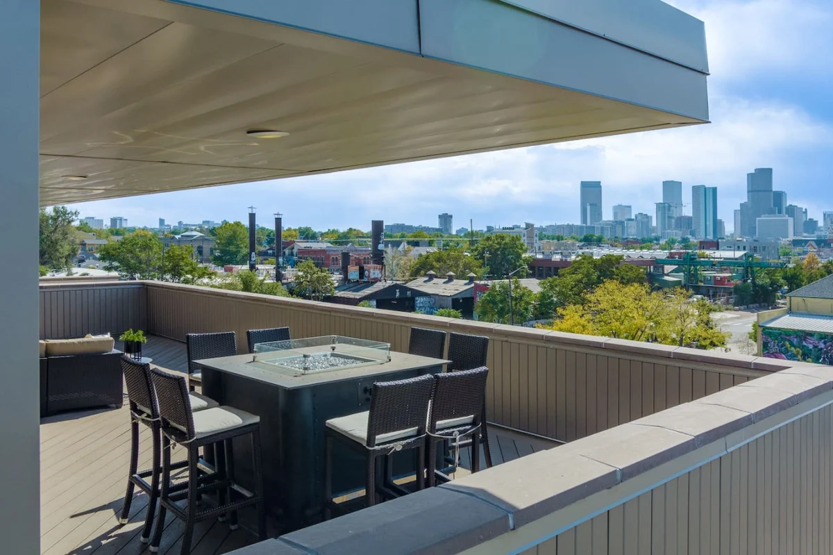 Home in Denver property photo 3