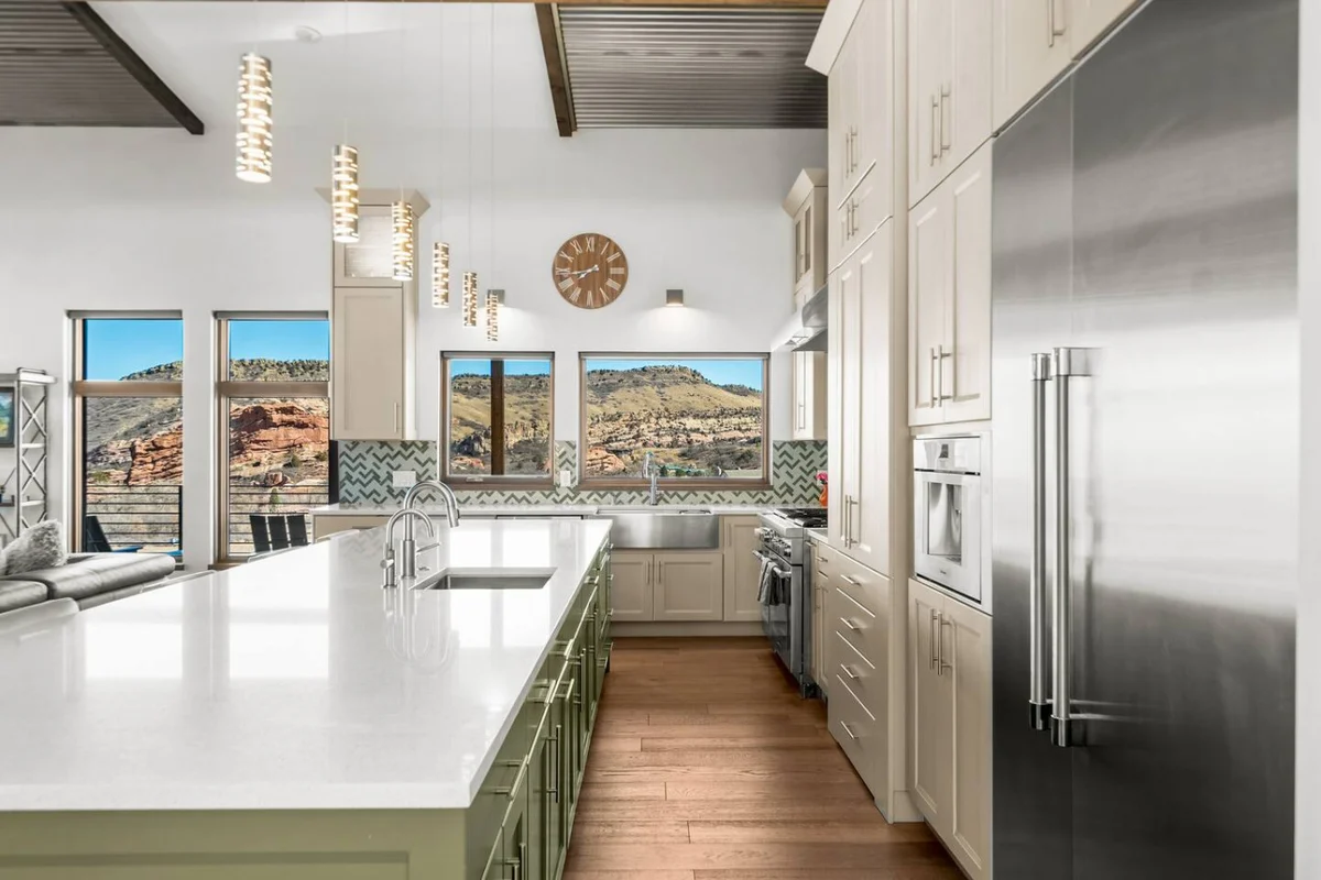 Home in Denver property photo 3