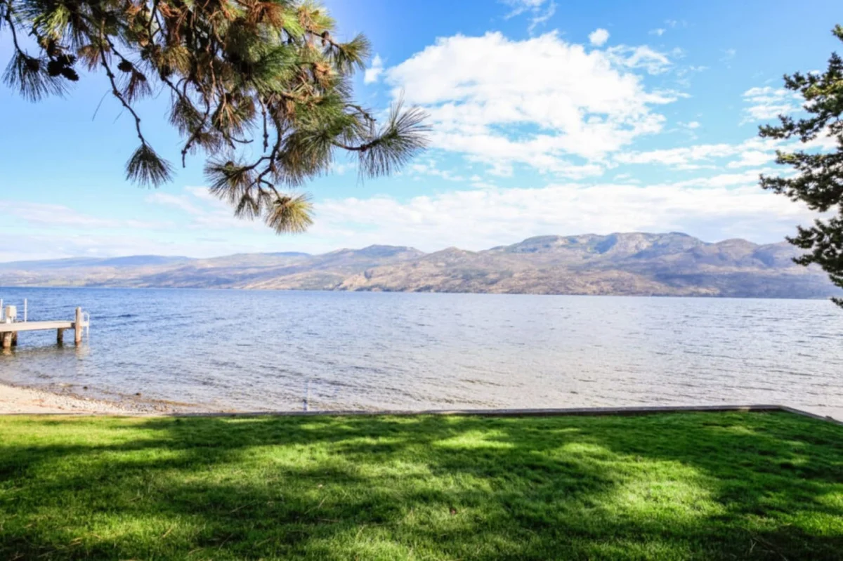 Home in West Kelowna property photo 2