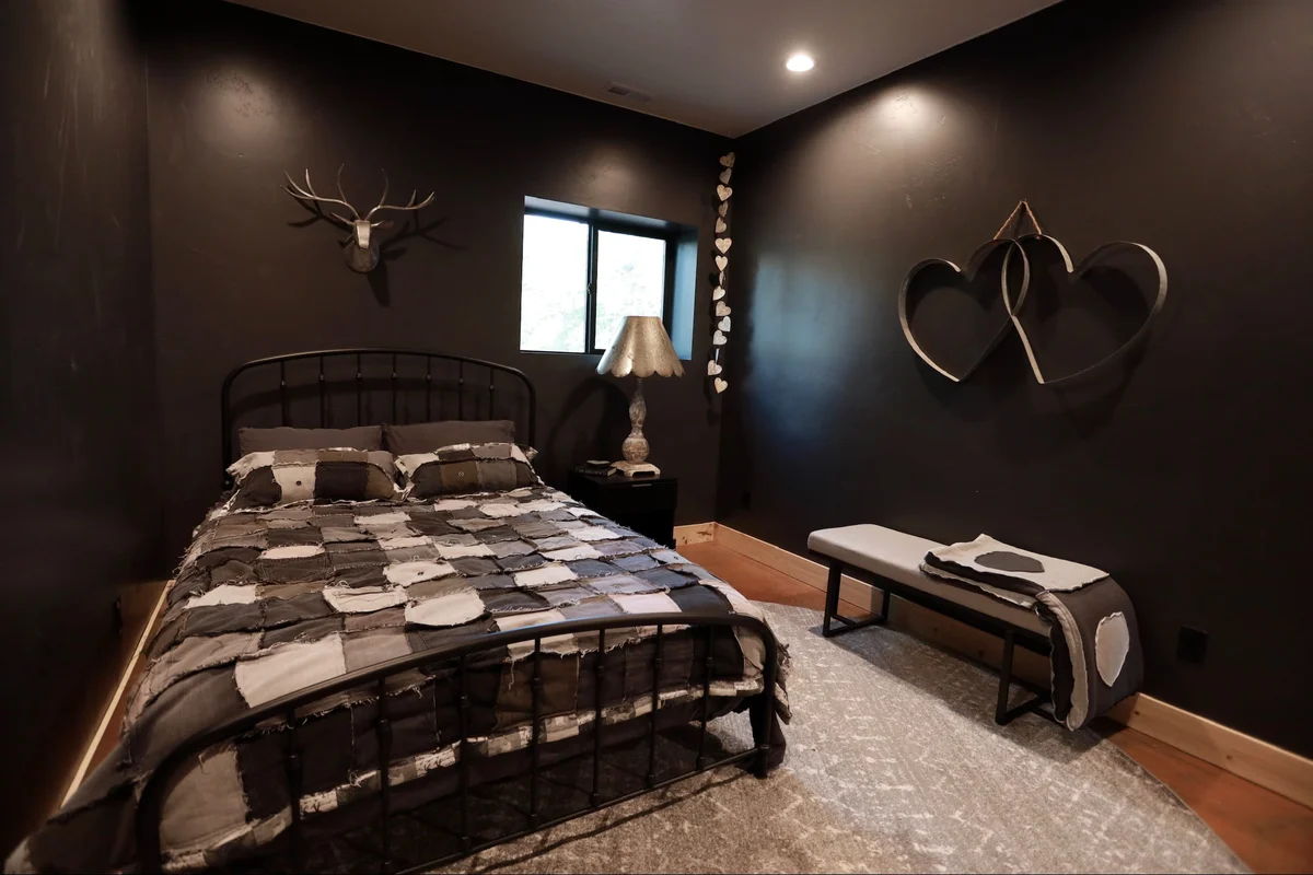 Black Copper Cabin #2