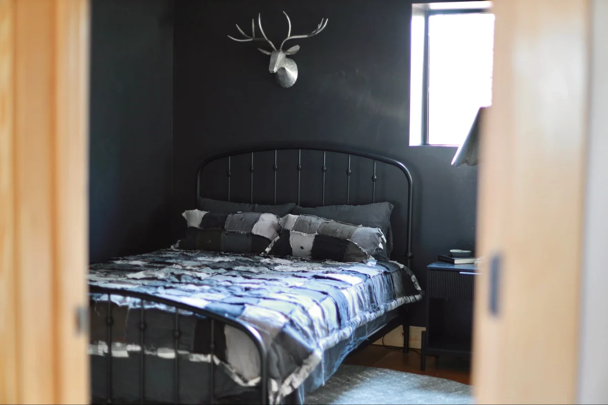 Black Copper Cabin #54