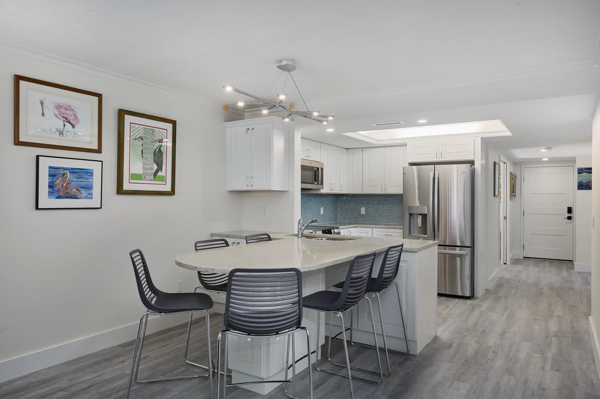 Condo in Sanibel property photo 5