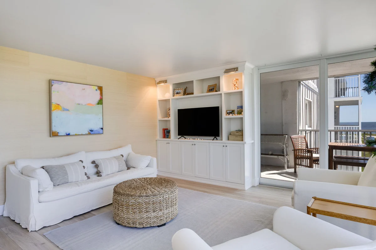 Condo in Sanibel property photo 2