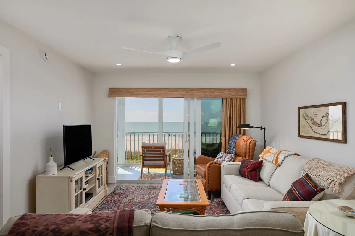 Condo in Sanibel property photo 2