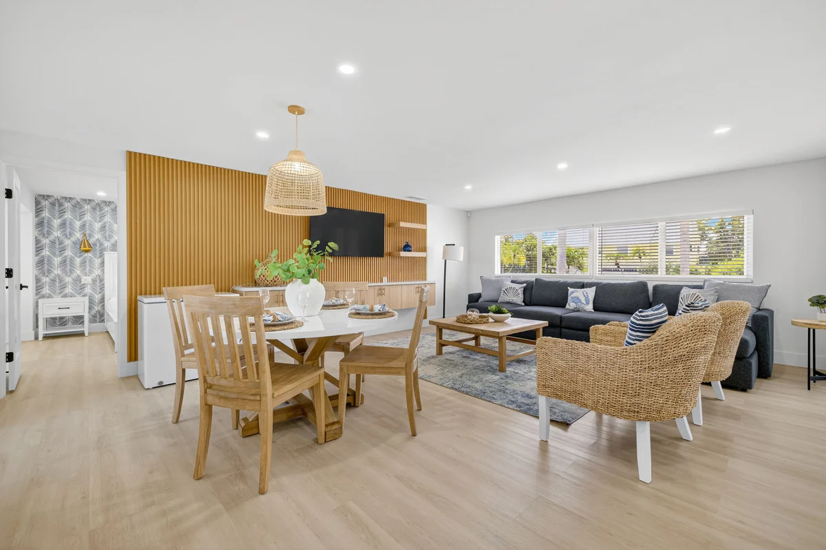 Home in Sanibel property photo 2