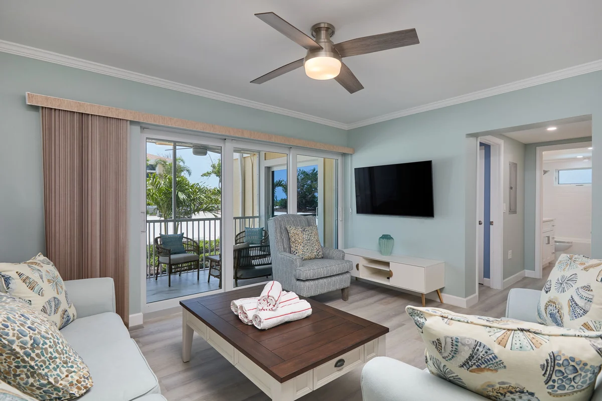 Condo in Sanibel property photo 4