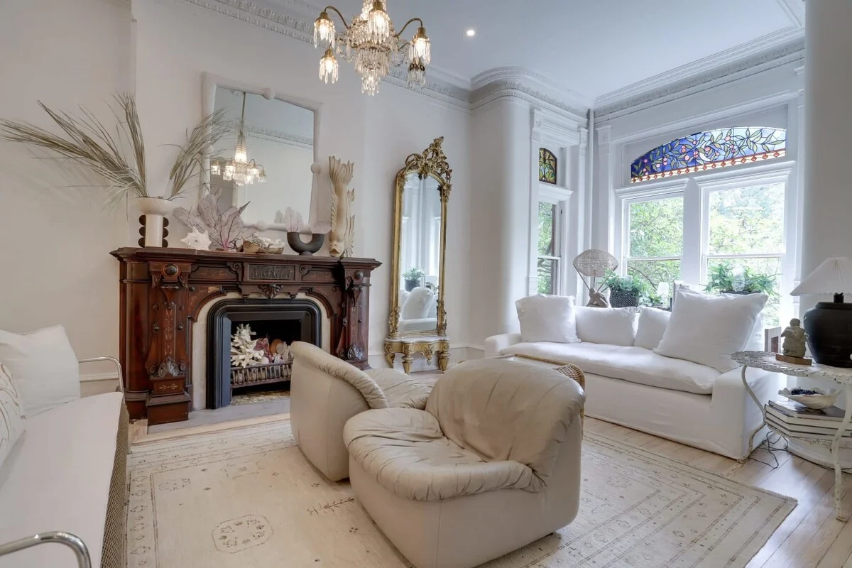 Apartment in District of Columbia property photo 3