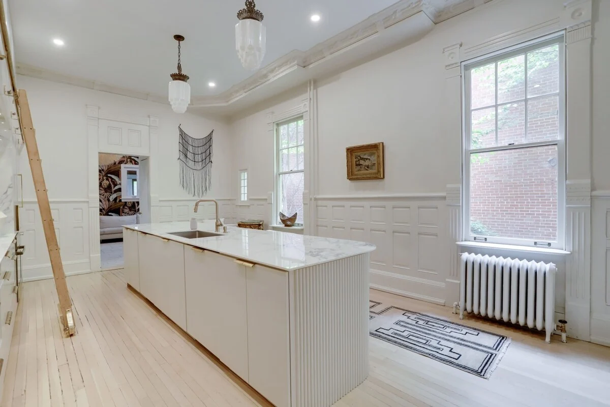 Apartment in District of Columbia property photo 4
