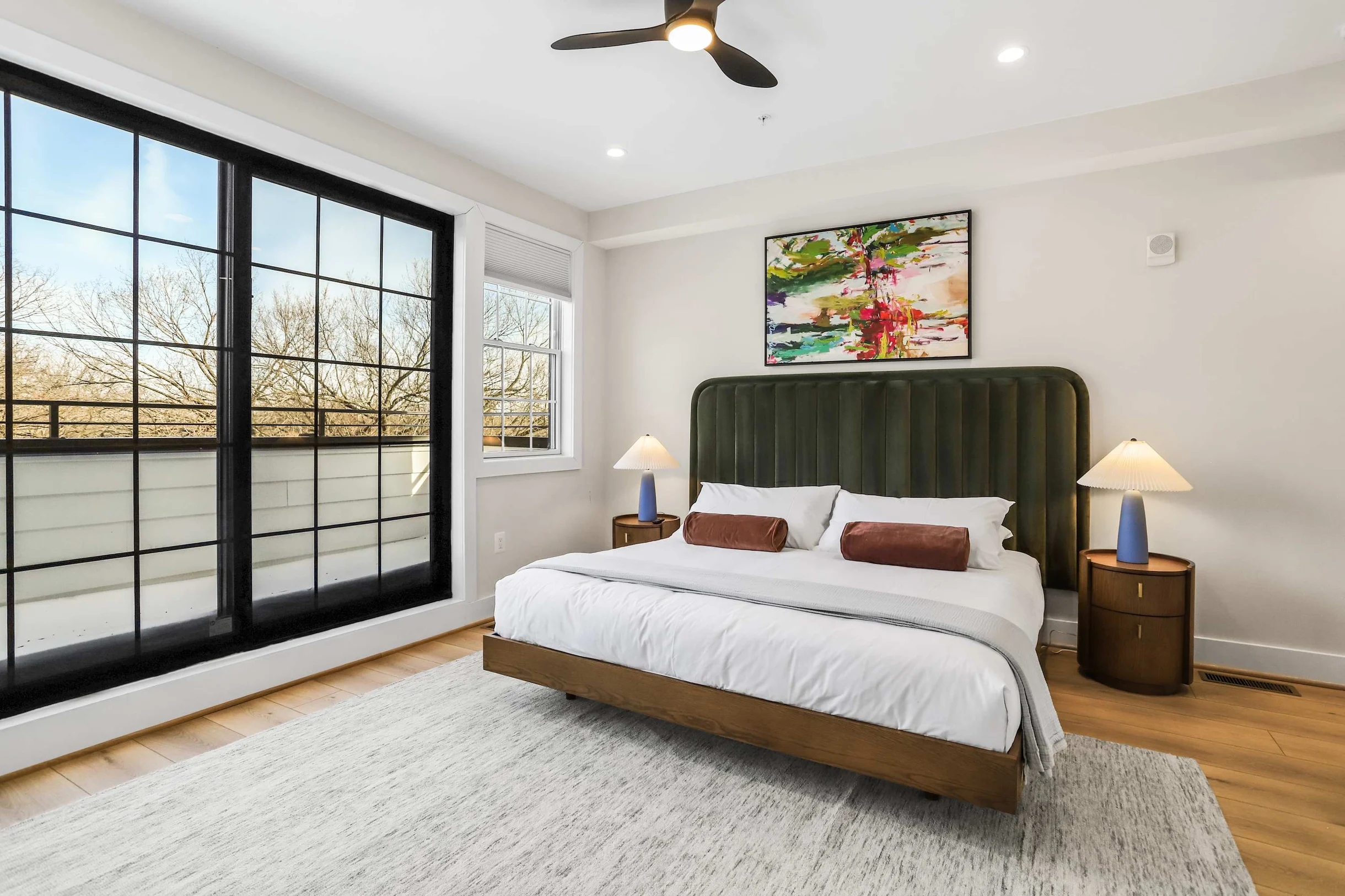 Apartment in District of Columbia property photo 3