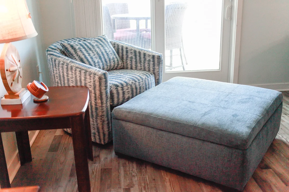 Condo in Virginia Beach property photo 3