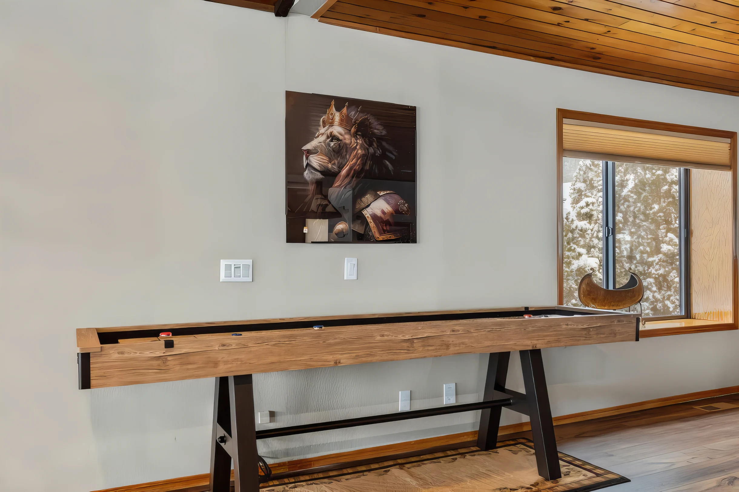 Roaring Lion Luxury Lodge| Lake Views & Hot tub #51