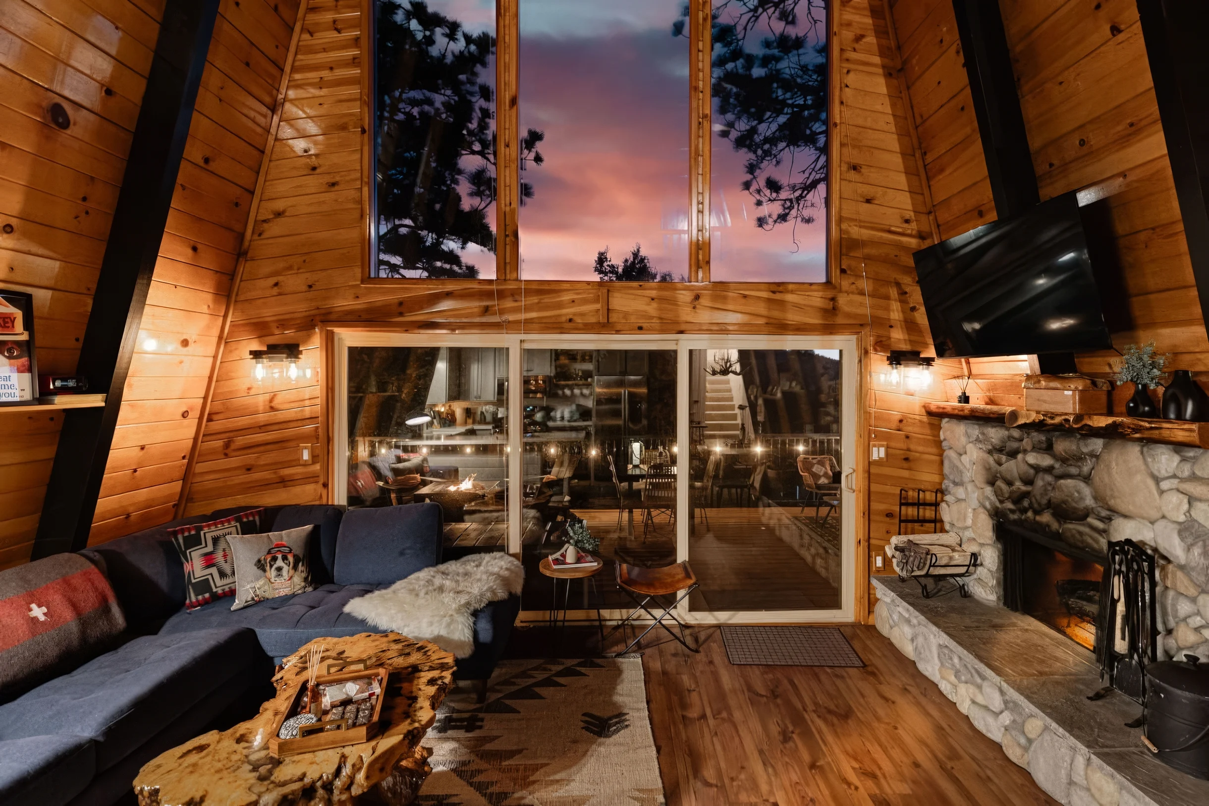 Cozy A-Frame vibes w. Lake & Ski views, AC #13
