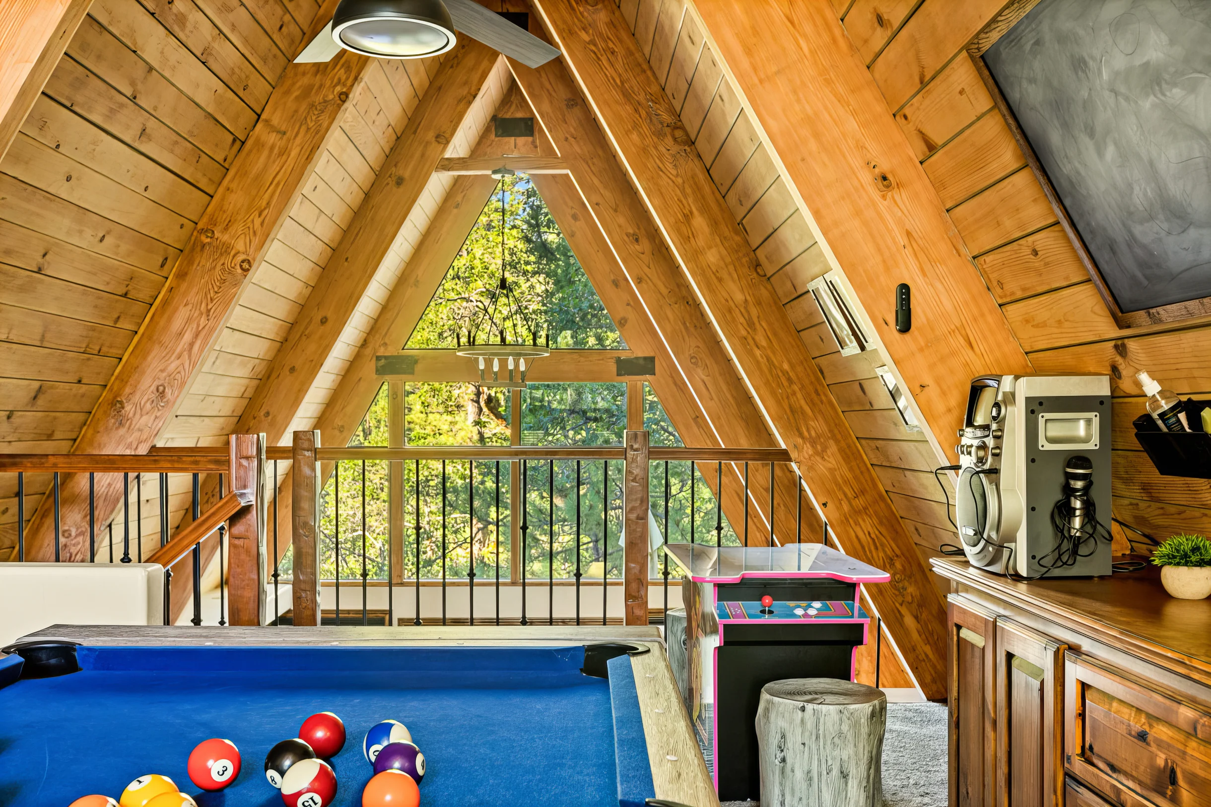 Treehouse Cottage A-Frame + Games + Spa + BBQ #33