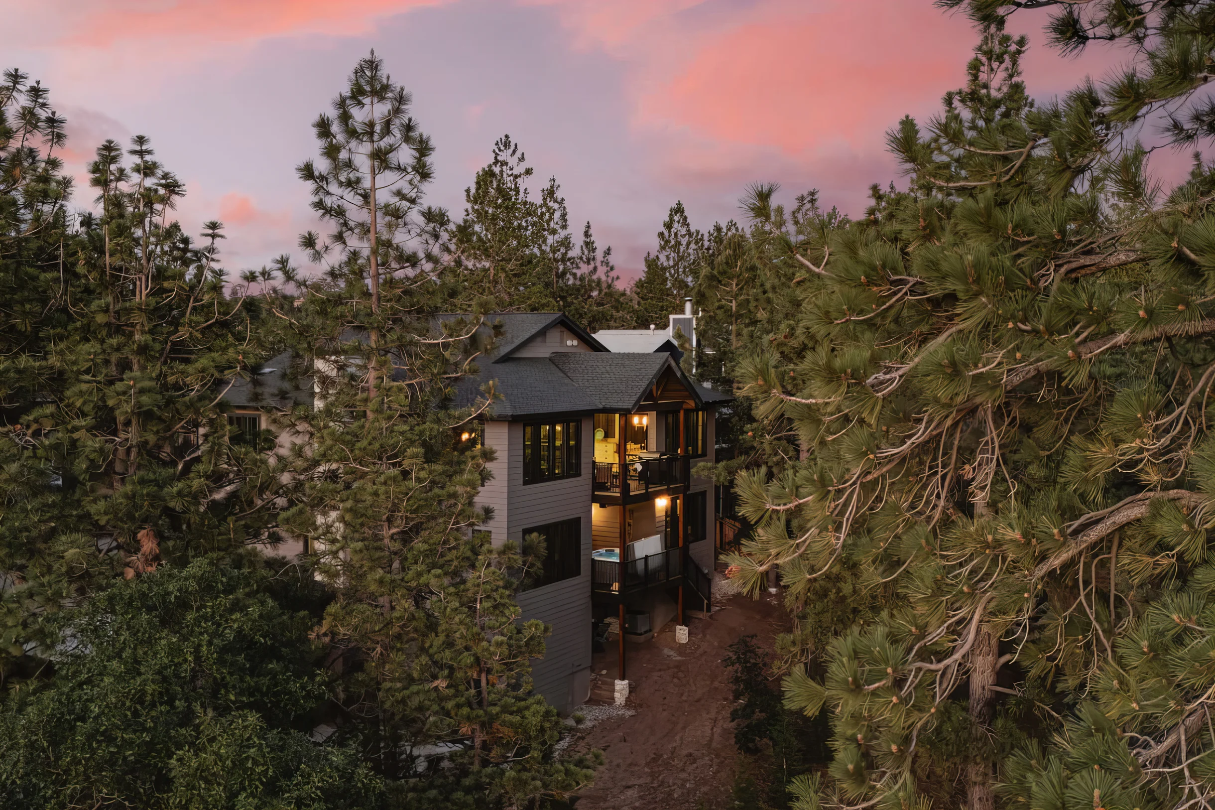 Custom Lux Cabin, Lake Views, Spa & Game Room #21