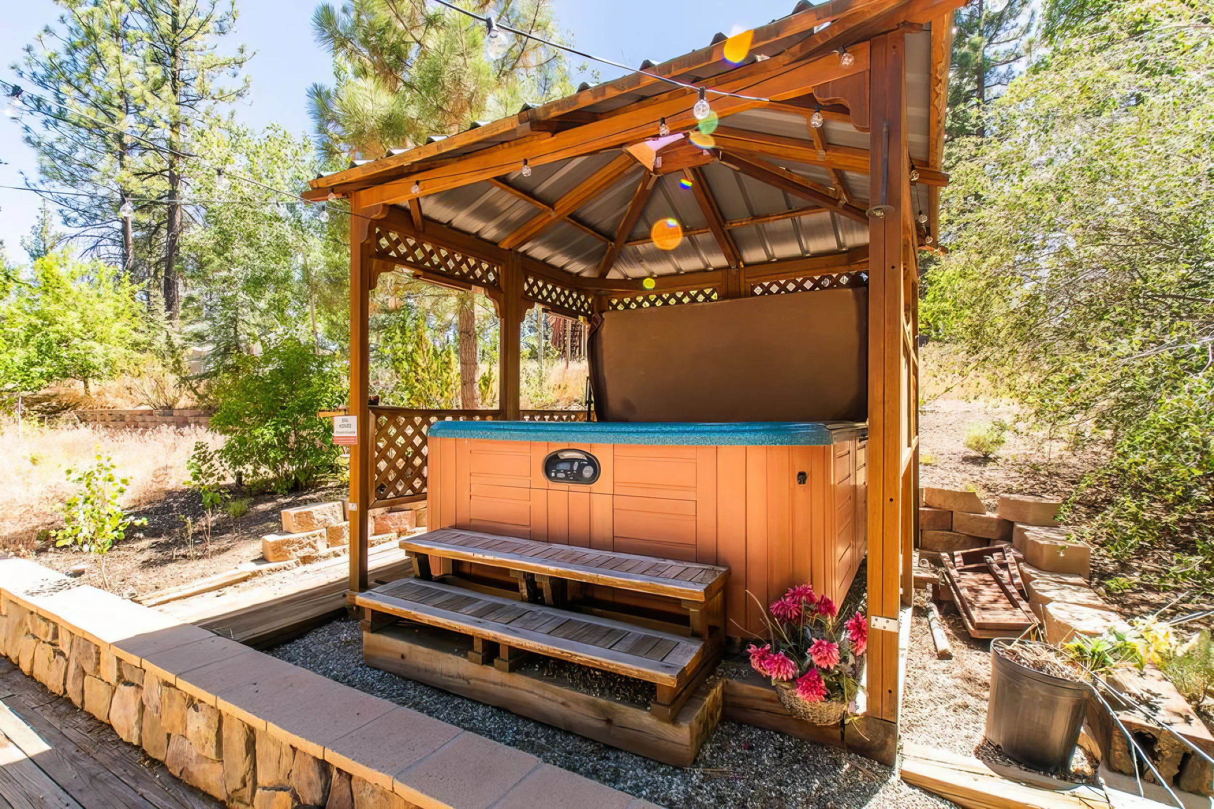 NAMU CABIN • Modern Chic Design • Spa & Gameroom #18