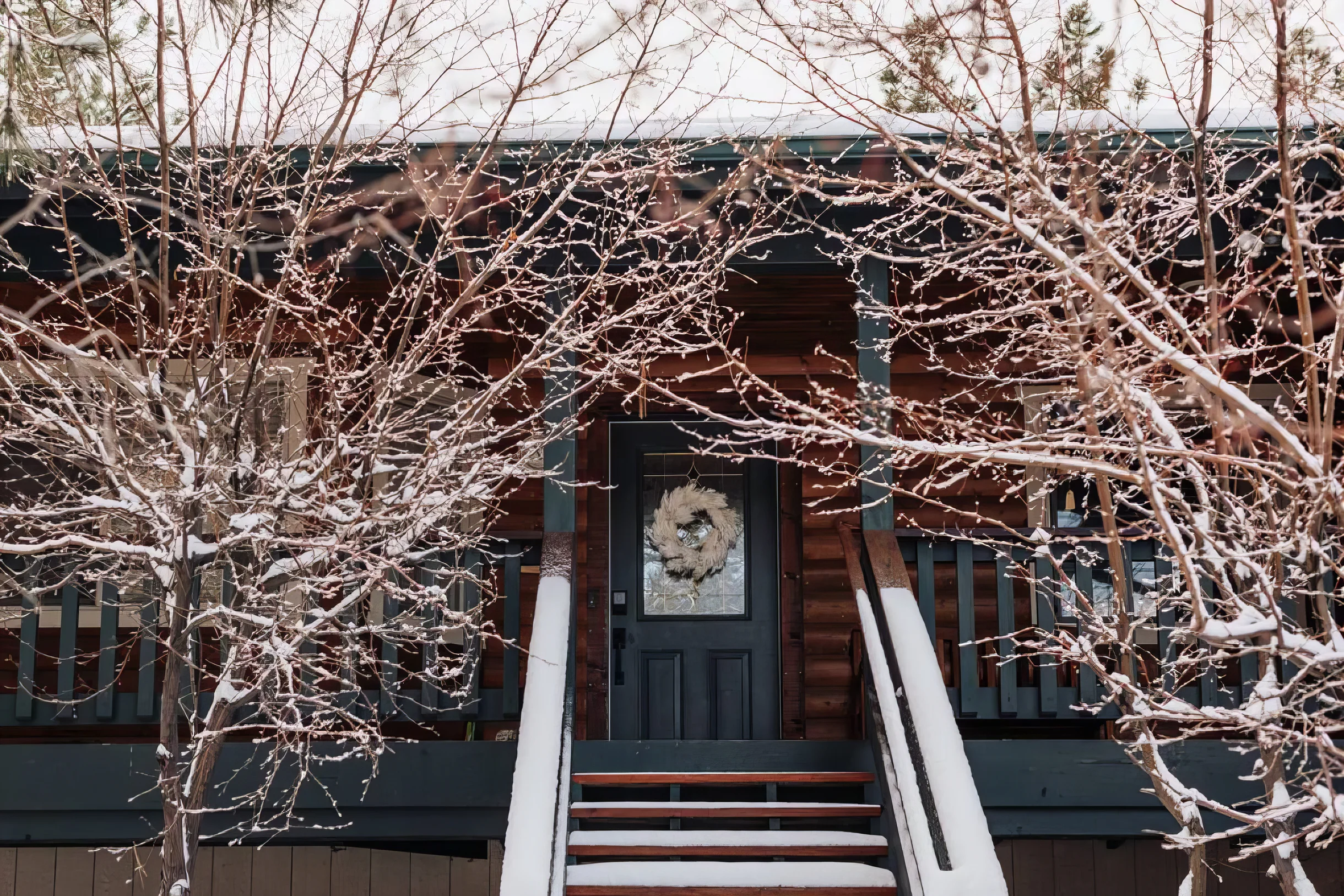 NAMU CABIN • Modern Chic Design • Spa & Gameroom #46