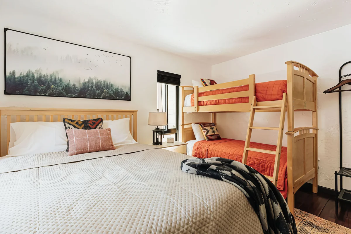 Bedroom 3 image