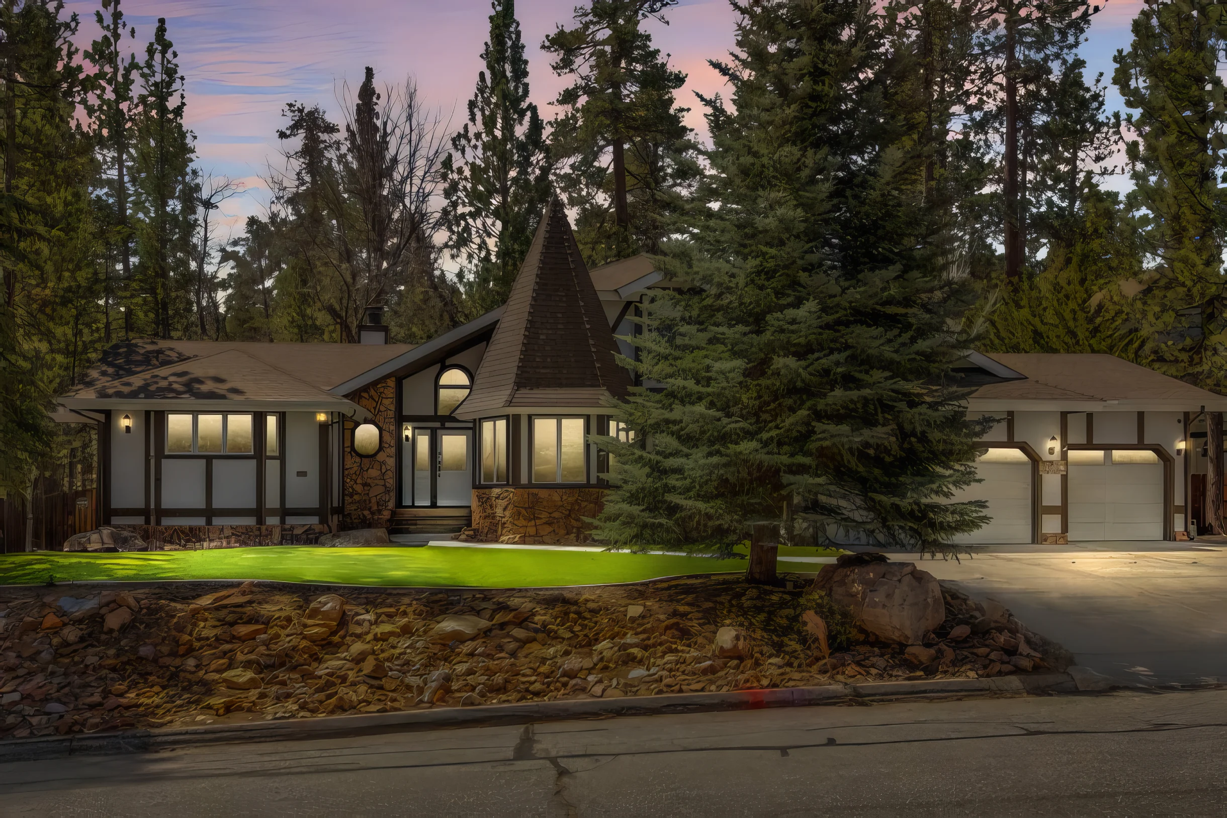 Modern Lodge Near the Ski Slopes, Hot Tub, Games #1