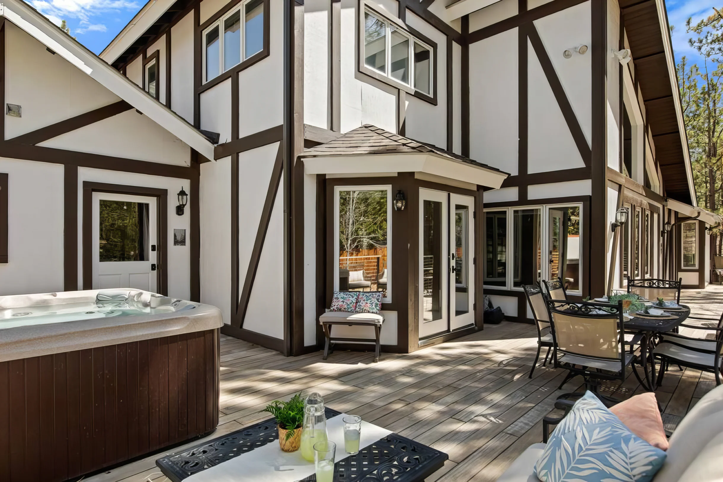 Modern Lodge Near the Ski Slopes, Hot Tub, Games #22