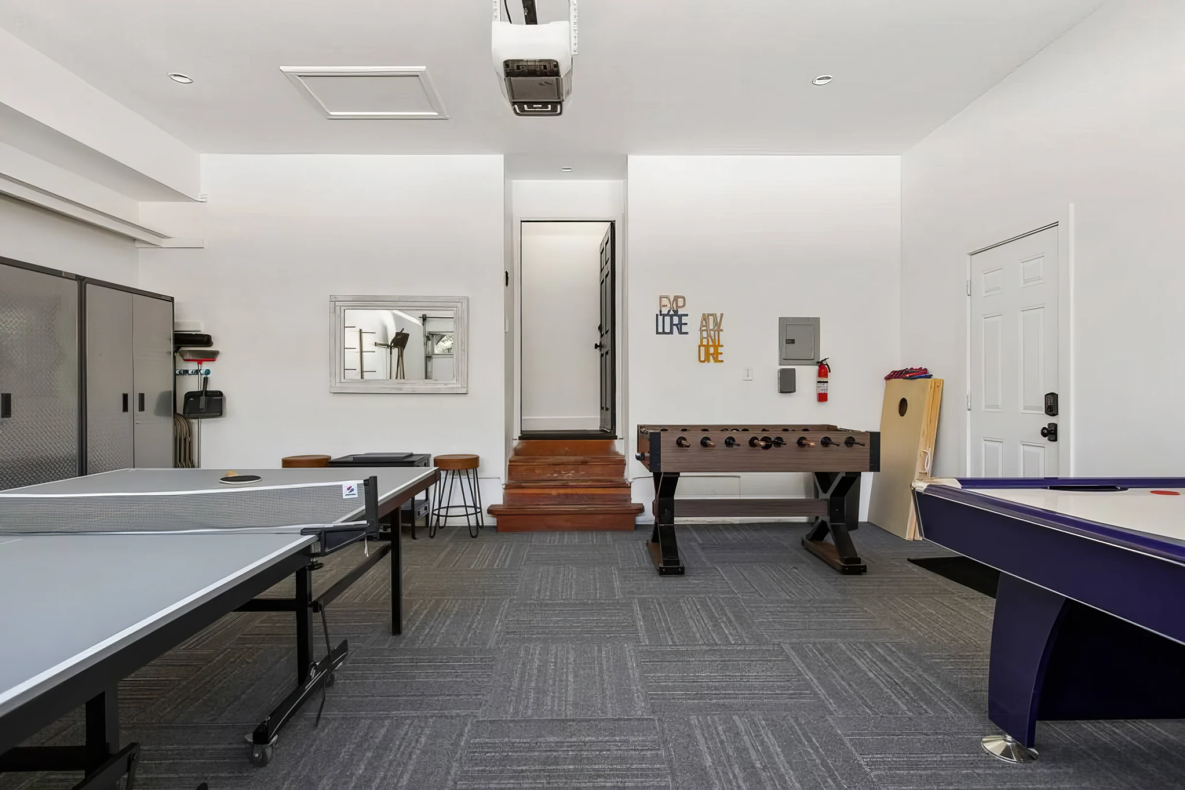 Modern Lodge Near the Ski Slopes, Hot Tub, Games #25