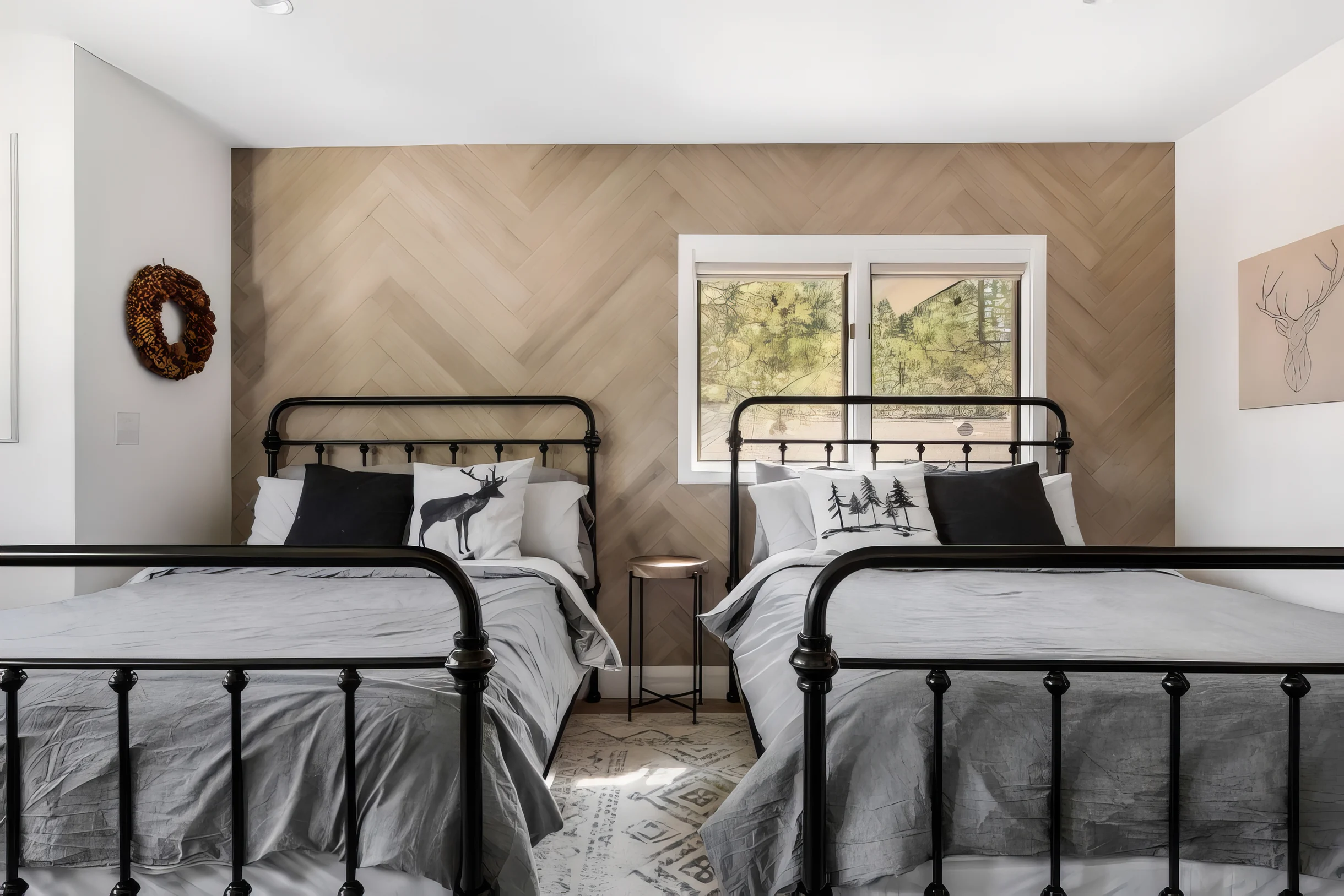 Modern Lodge Near the Ski Slopes, Hot Tub, Games #27