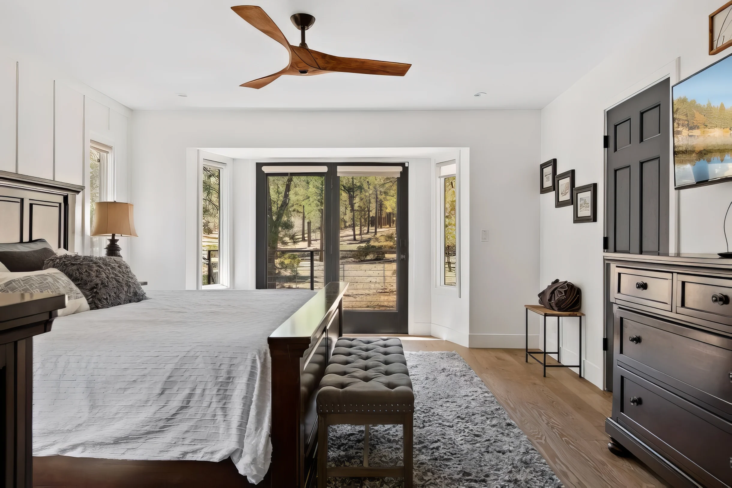 Modern Lodge Near the Ski Slopes, Hot Tub, Games #31