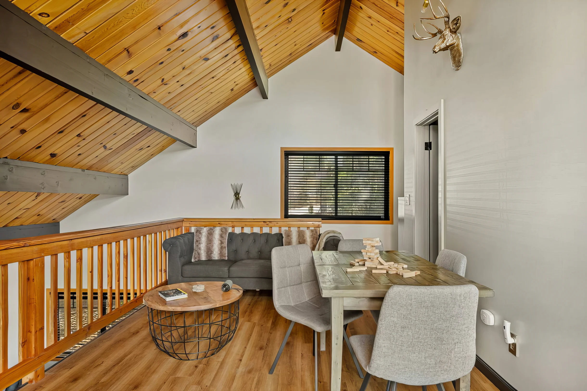 Soul Peak Mountain Cabin w/ Deck & Hot Tub #17