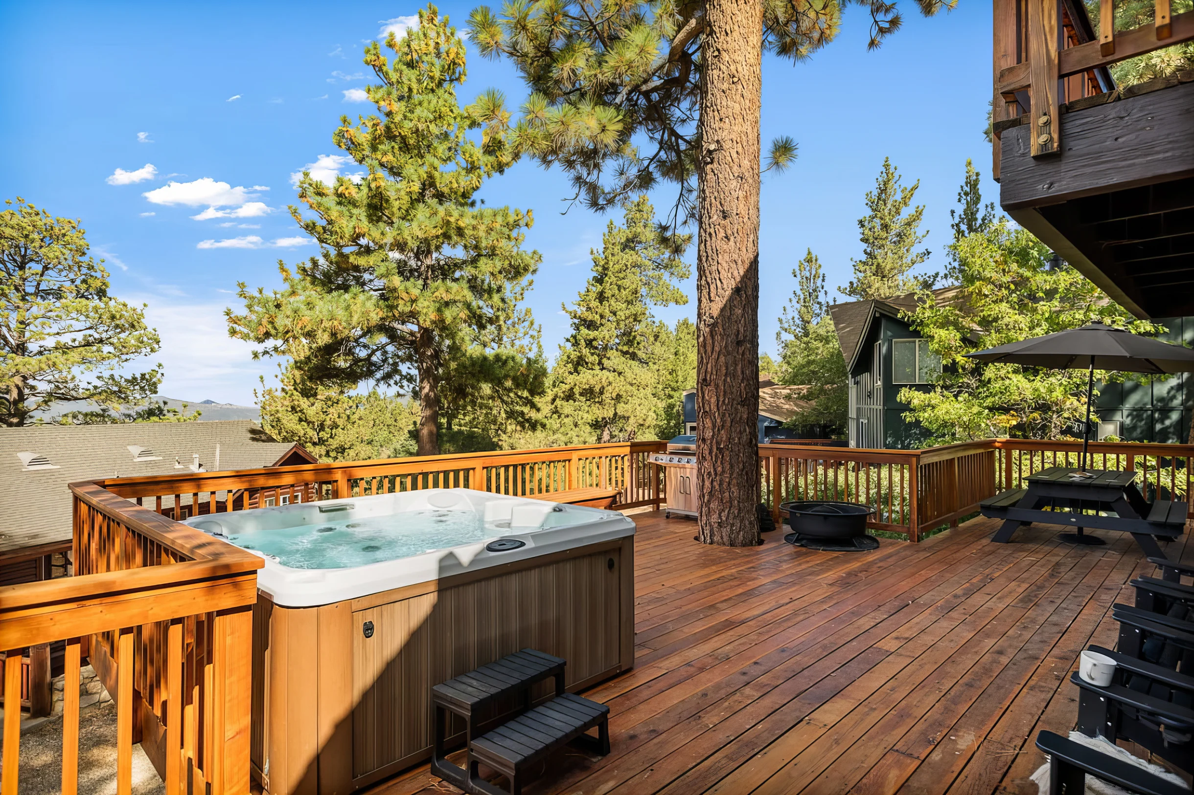 Soul Peak Mountain Cabin w/ Deck & Hot Tub #19