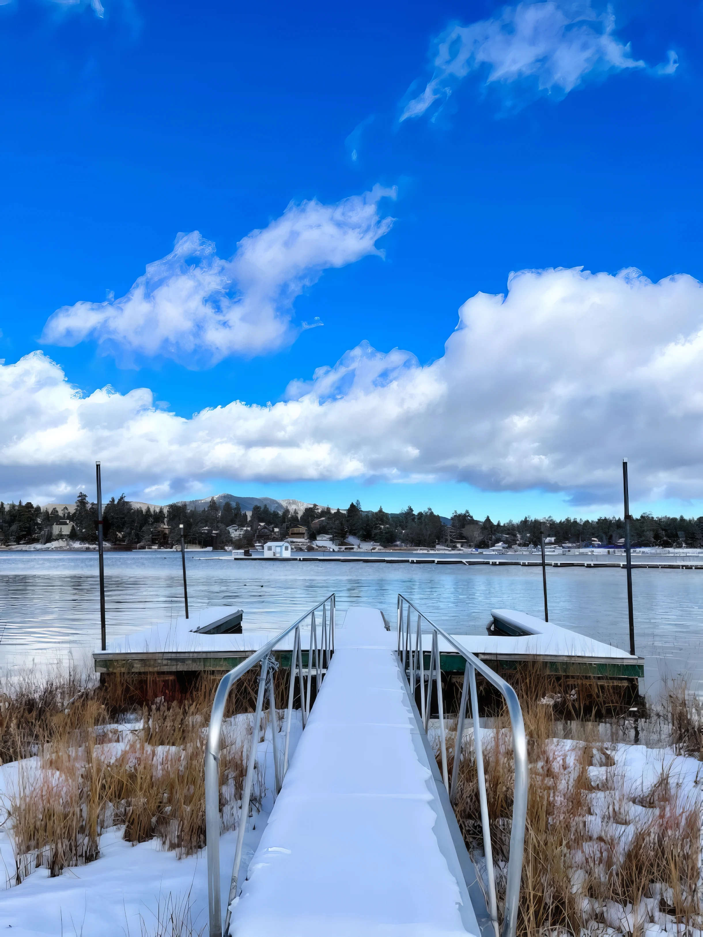 4BR Lakefront Vibes Getaway | Dock, Spa & Games #57