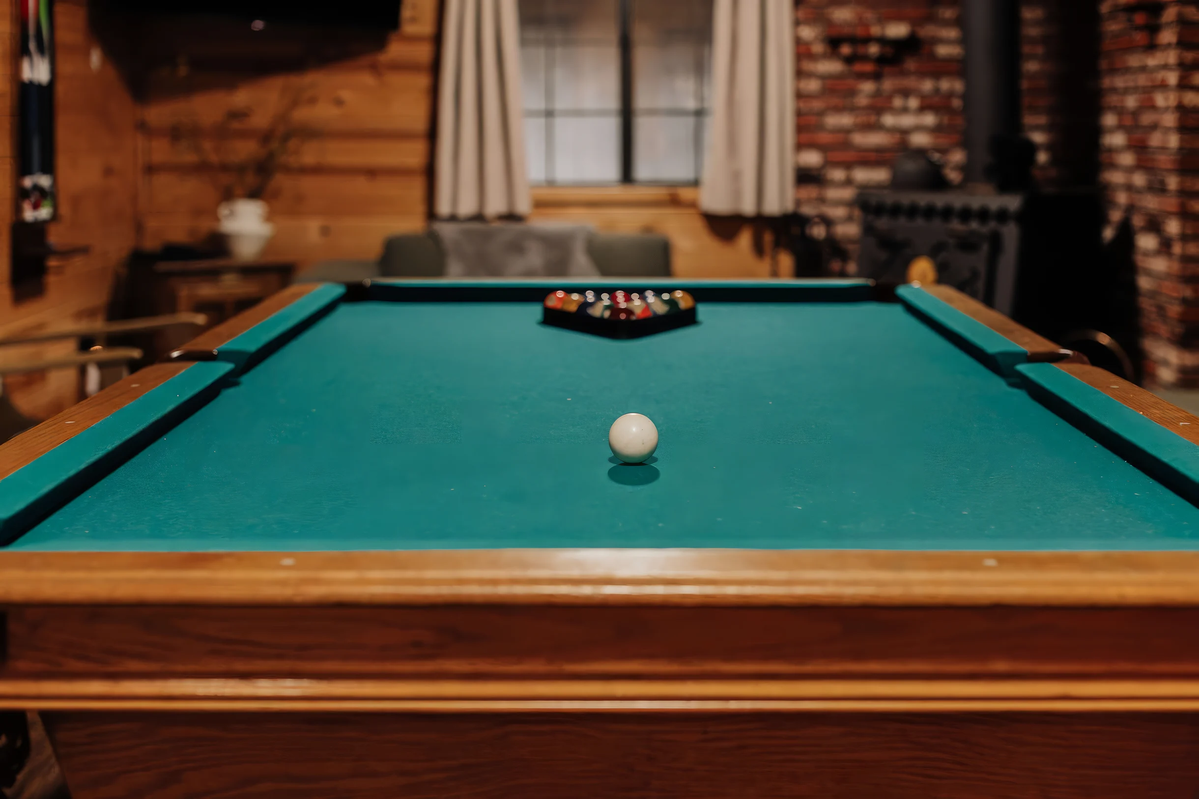 Stylish Sylvan Glen Chalet w  Hot Tub, Pool Table #31