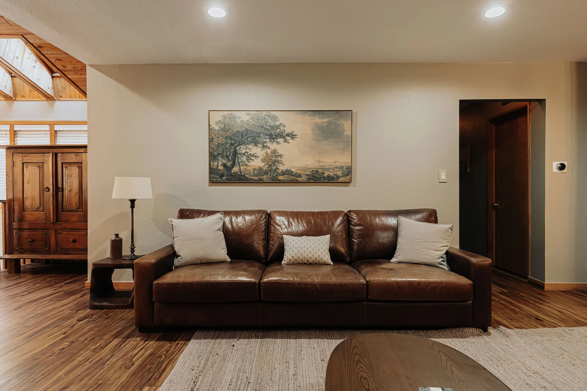 Stylish Sylvan Glen Chalet w  Hot Tub, Pool Table #11