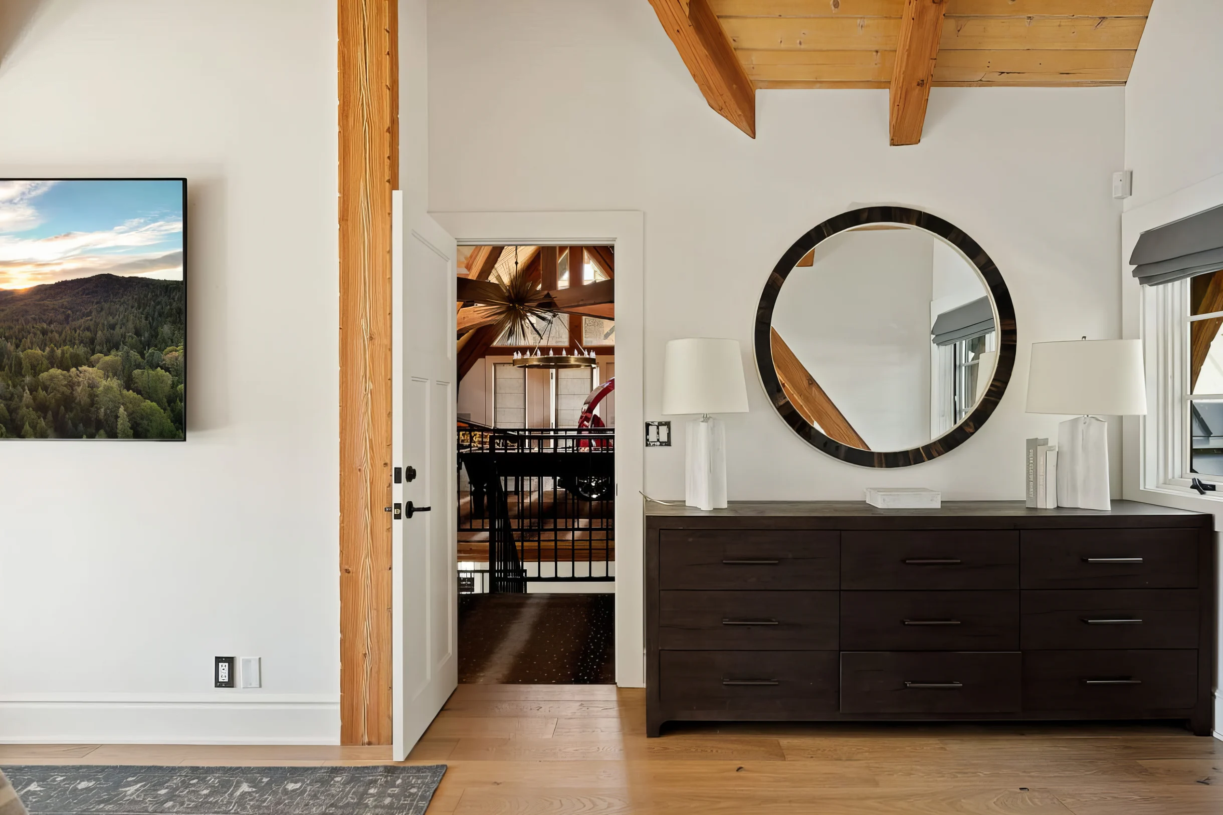 Whimsy by the Water Lakefront Cabin & Hot Tub #18