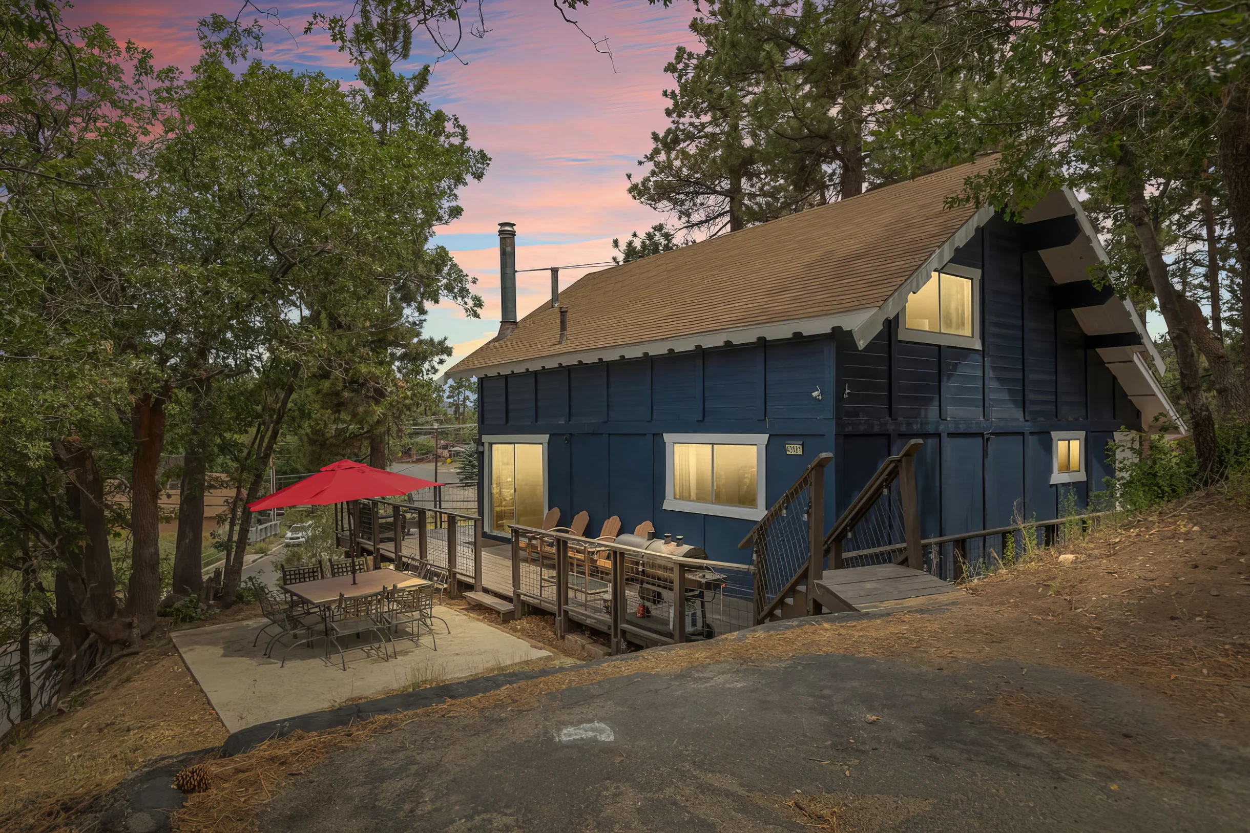 Bluebird Family Ridge Near Zoo, Game Room & BBQ #18