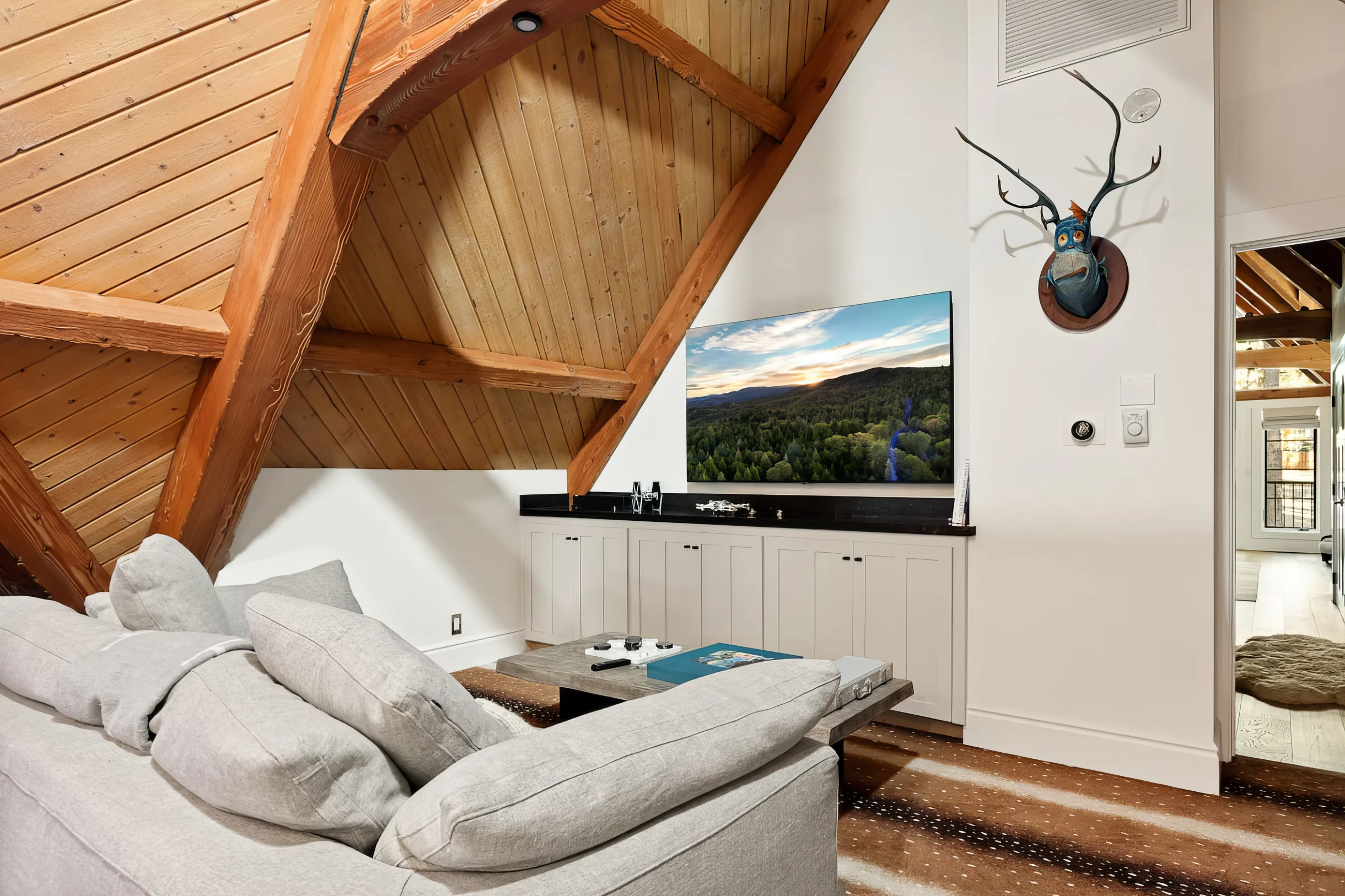 Whimsy by the Water Lakefront Cabin & Hot Tub #39