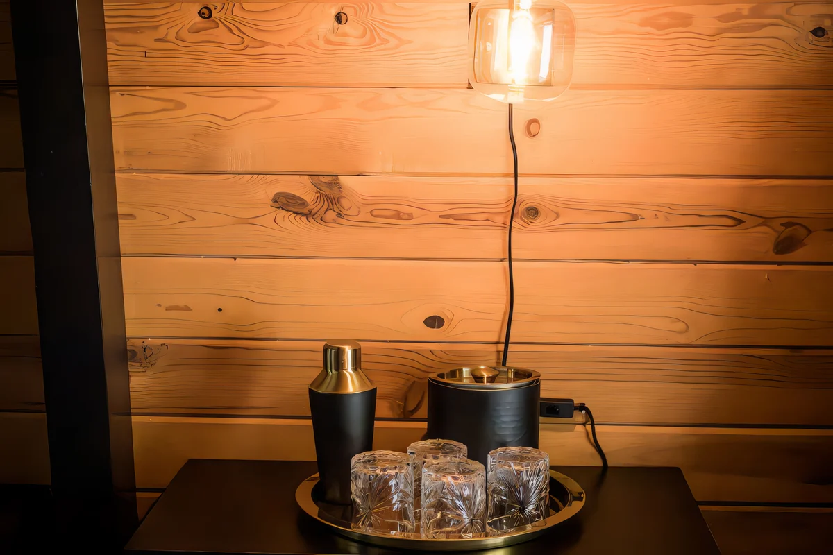 2BR Mid Century Retreat • EV, Hot Tub, BBQ