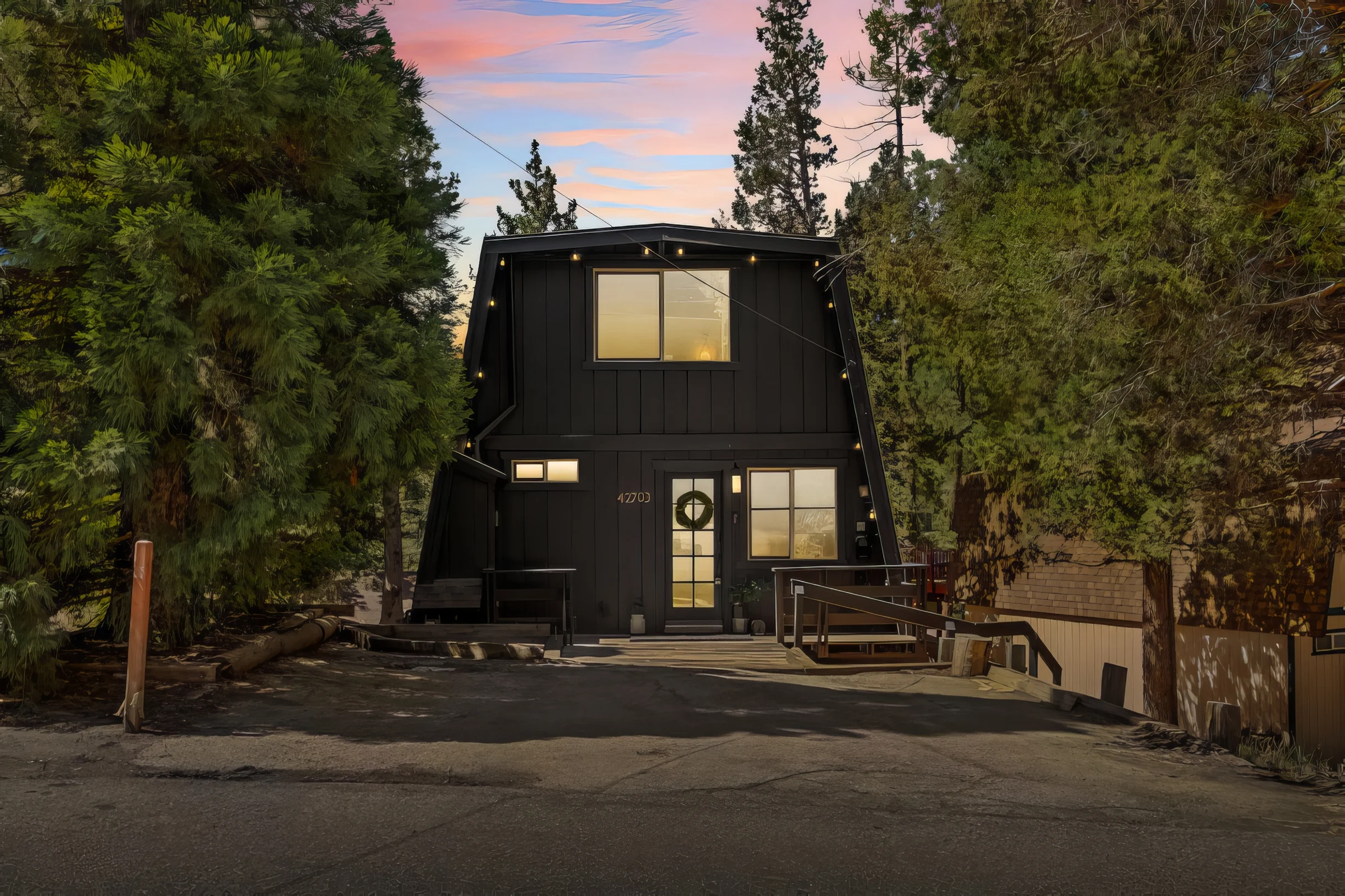 2BR Mid Century Retreat • EV, Hot Tub, BBQ #9