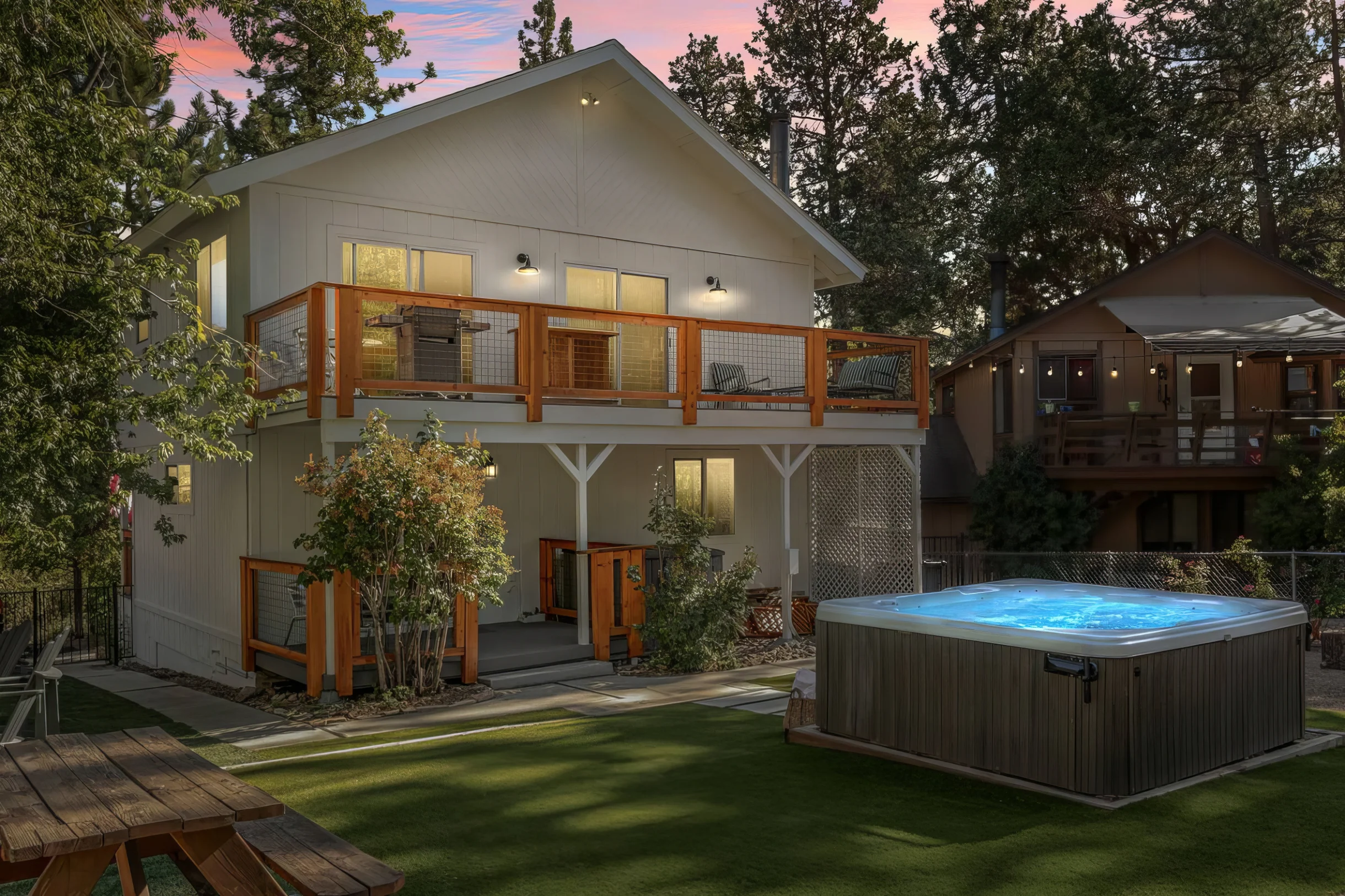 Mont Moderne, 5 Minutes to Ski Resorts & Hot Tub #43