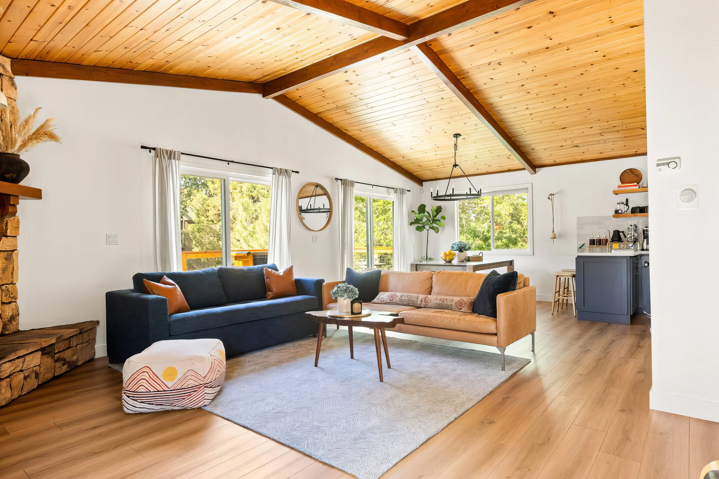 Mont Moderne, 5 Minutes to Ski Resorts & Hot Tub #44