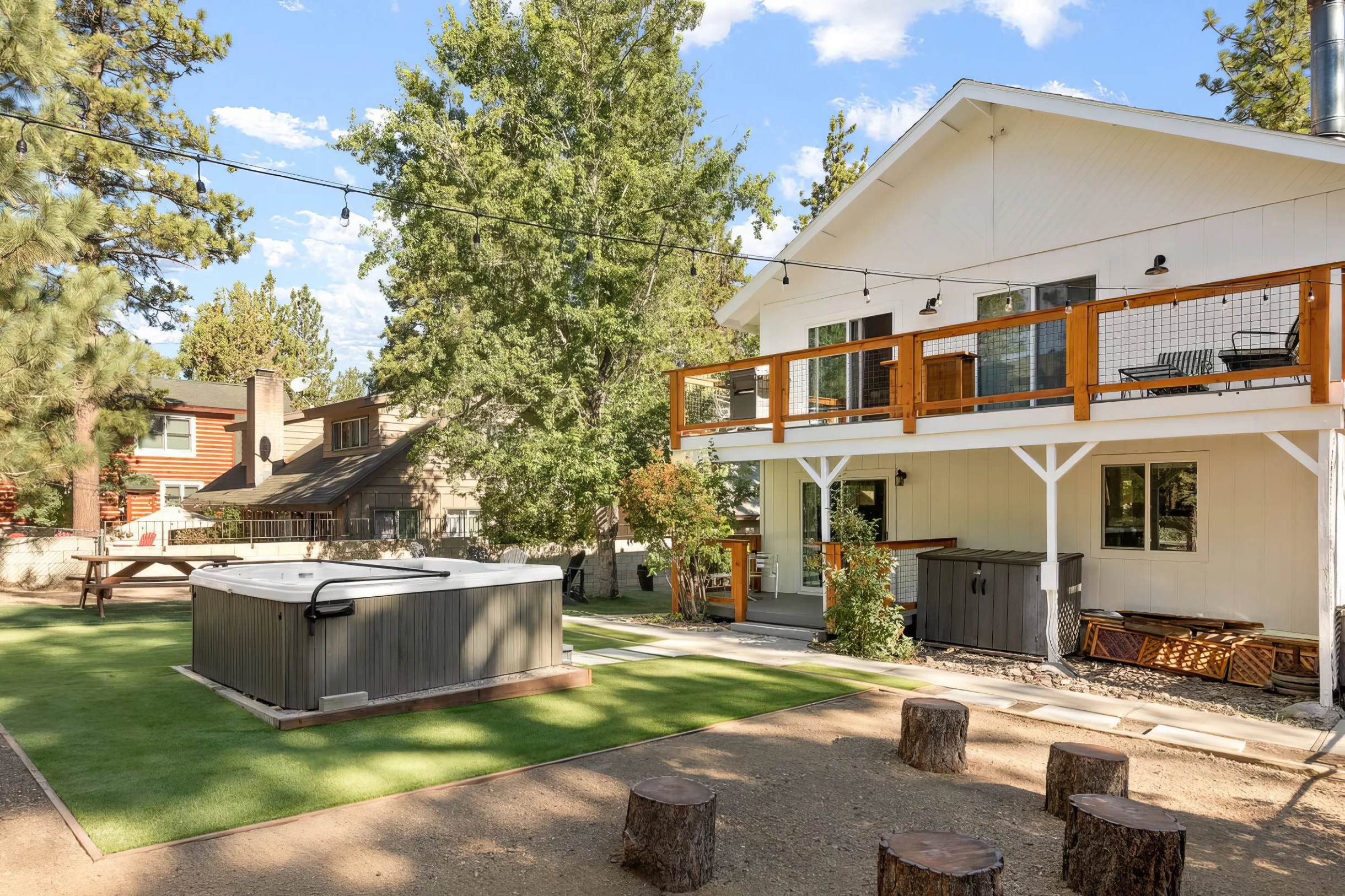 Mont Moderne, 5 Minutes to Ski Resorts & Hot Tub #29