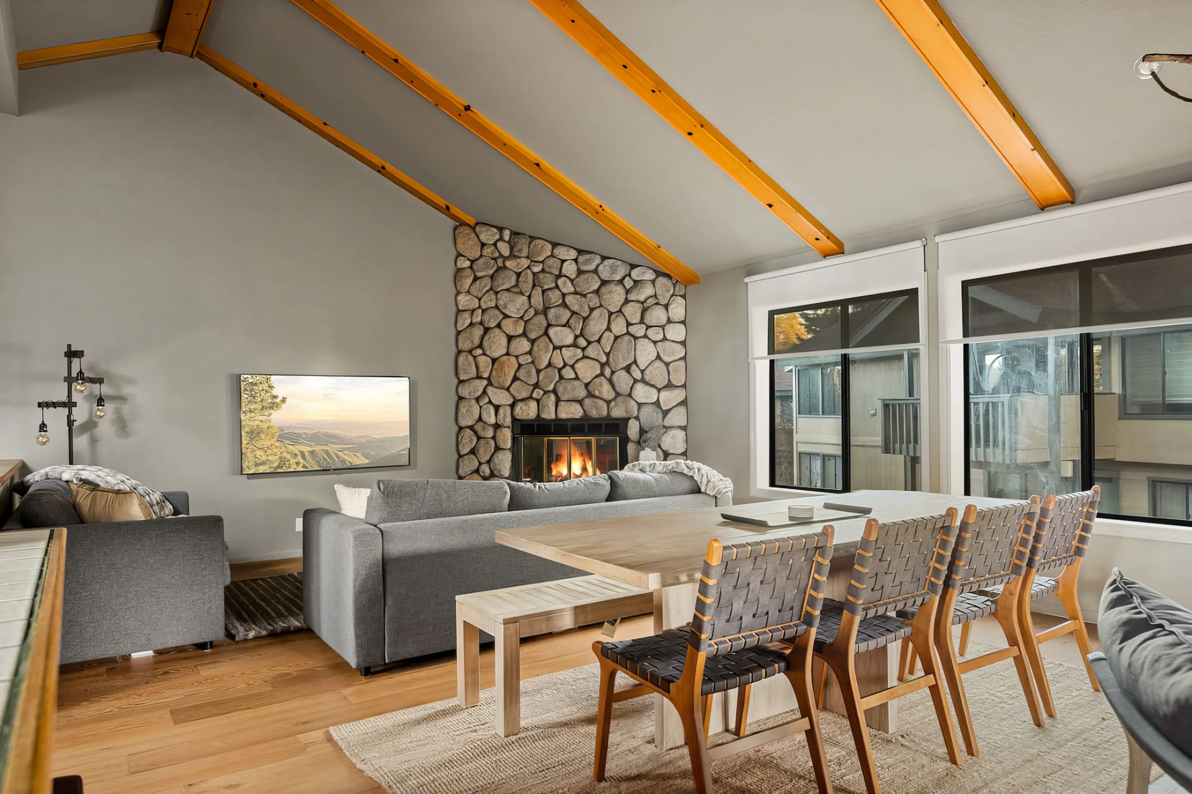 Romero House + Moonridge 2BR Ski Oasis + Prime Location #29