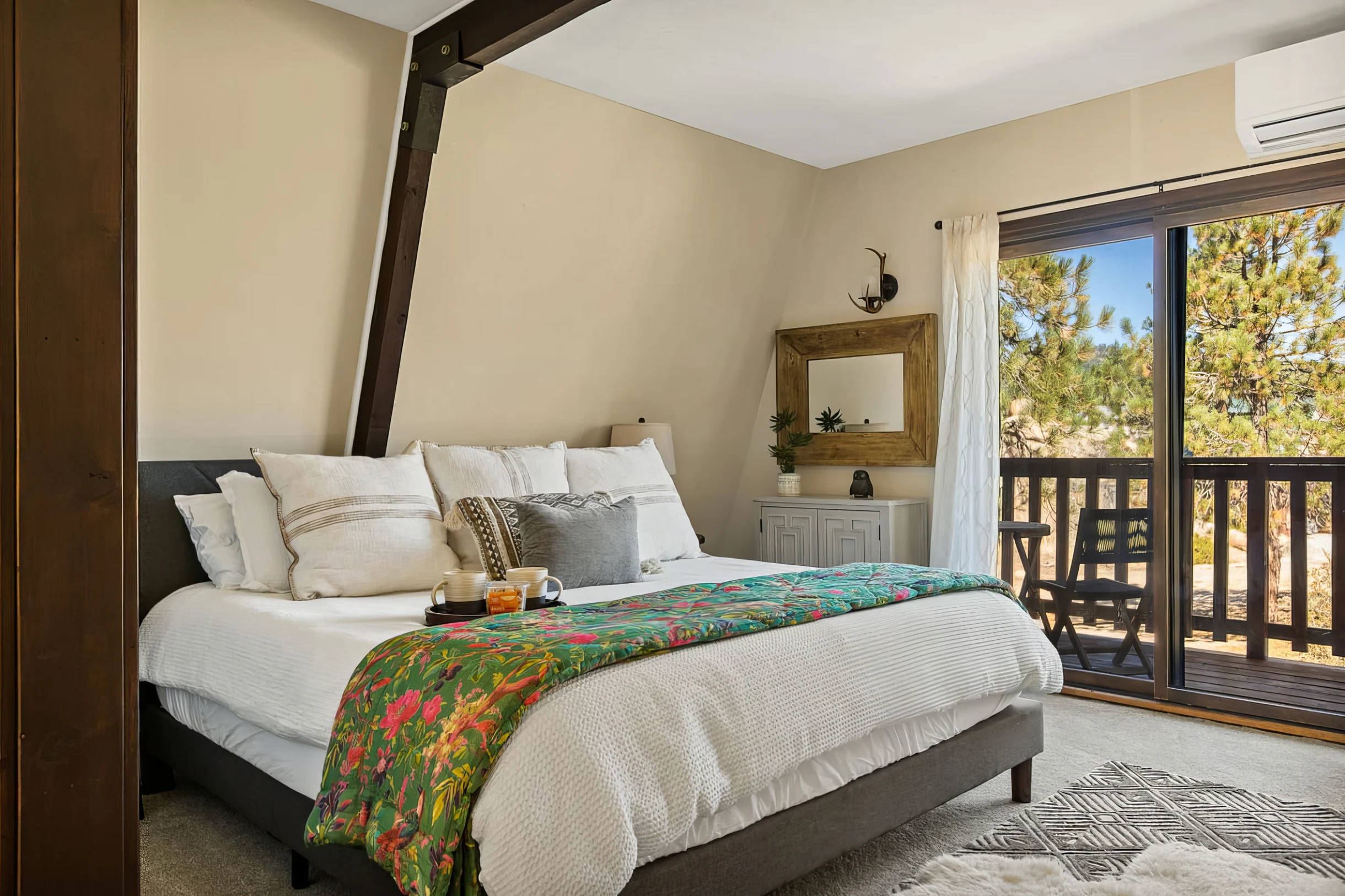 *NEW* Larks Modern Nest | Near Lake, Spa & Arcade #12