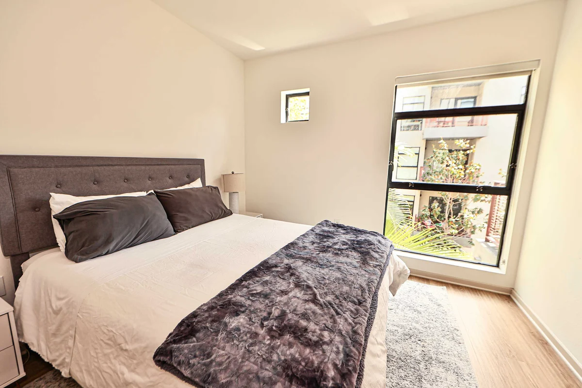 Wander West Hollywood Glam