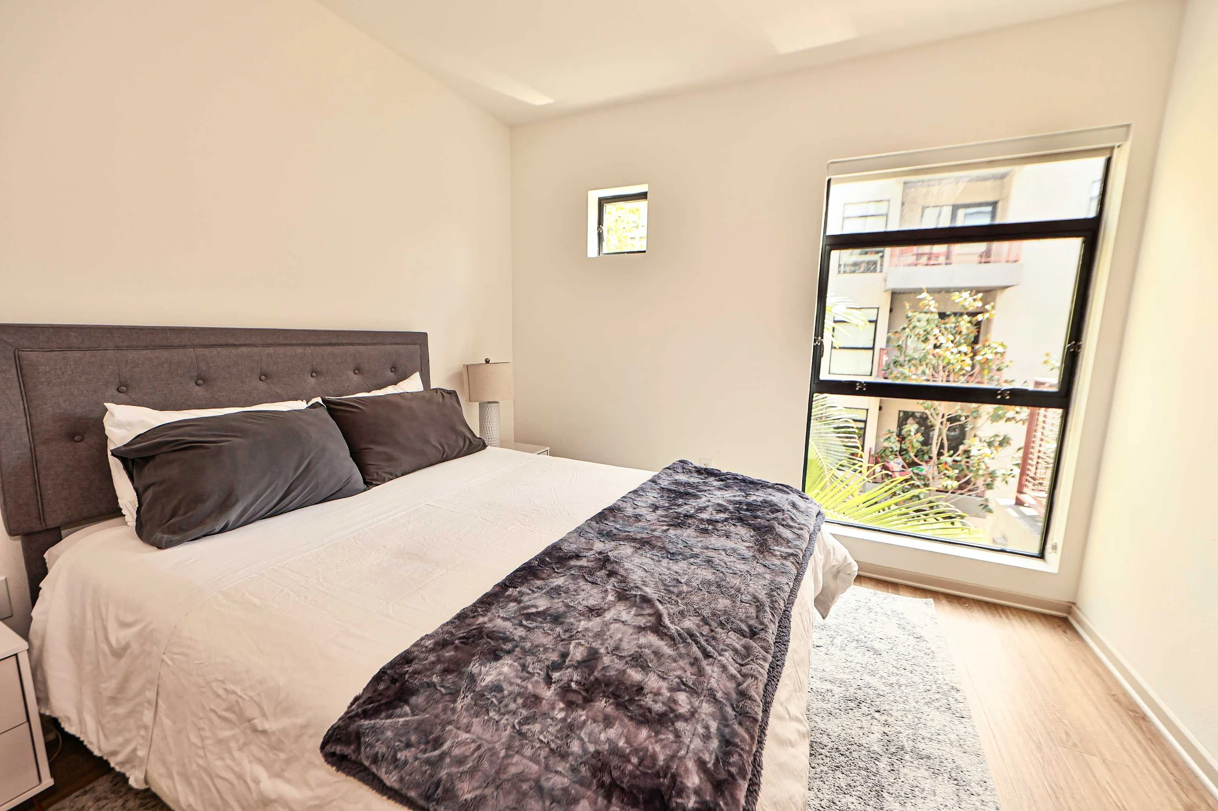 Wander West Hollywood Glam #9