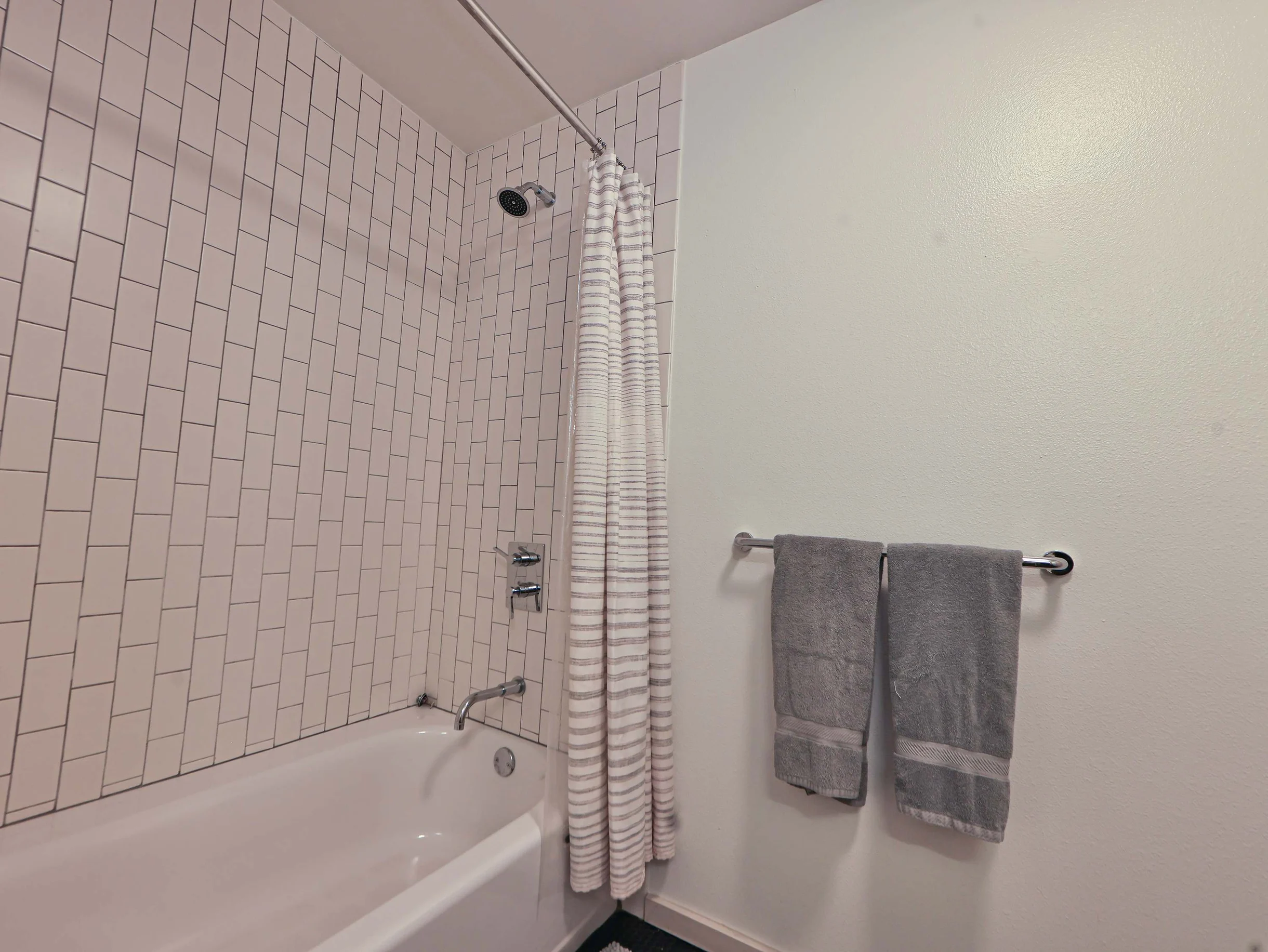 Wander West Hollywood Glam #11