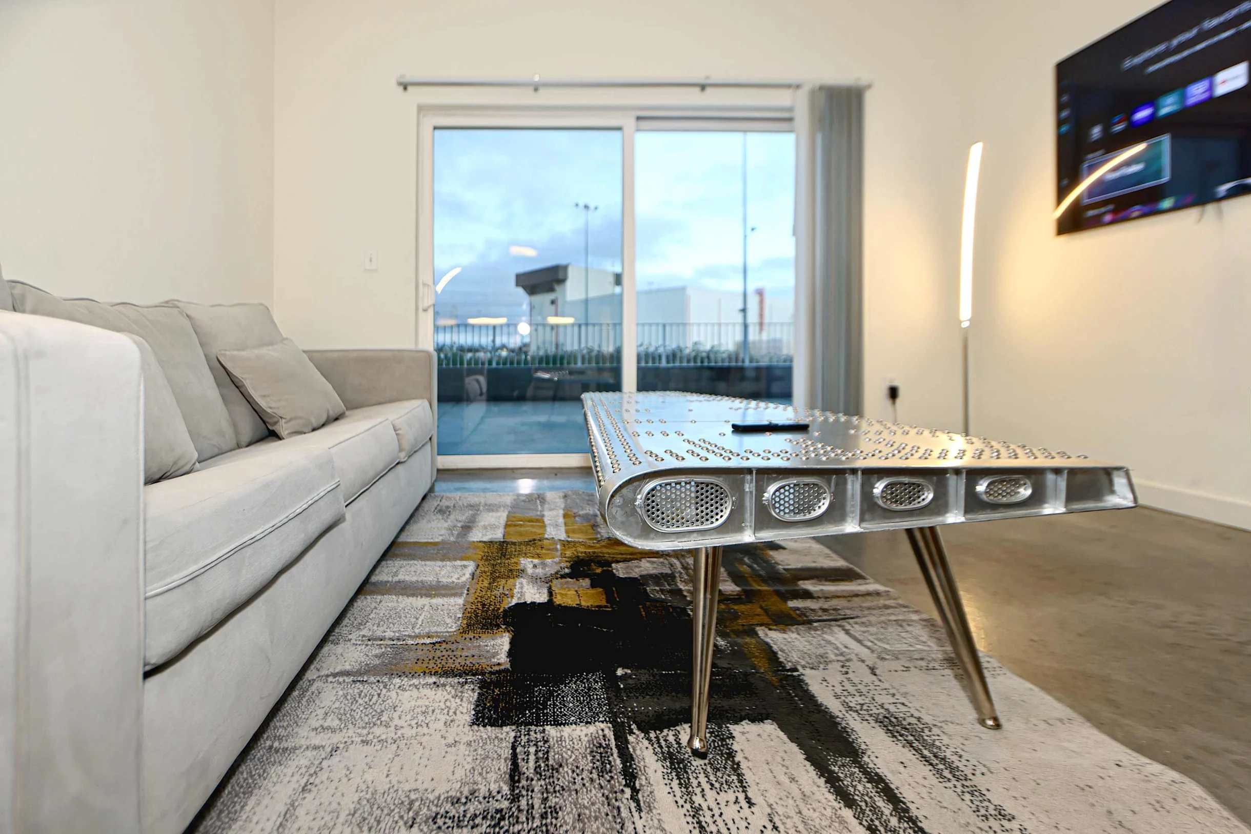 Wander Downtown Vista #21