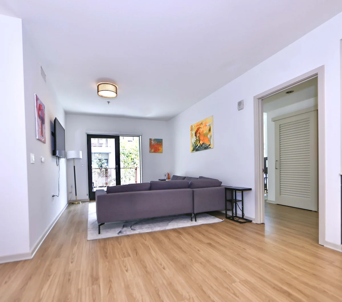 Wander Los Feliz Estate