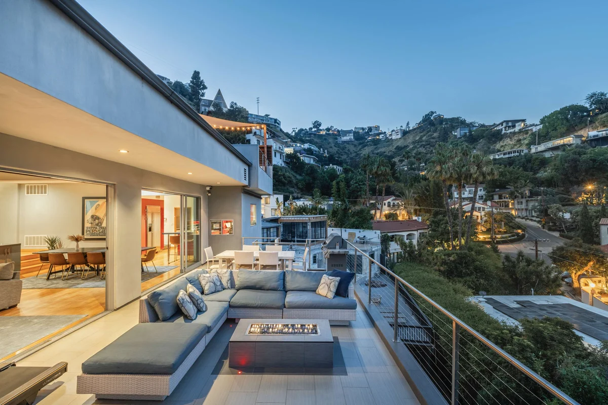 Wander Sunset Golden Hour