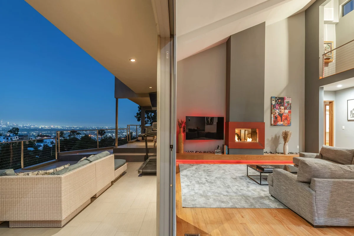 Wander Sunset Golden Hour