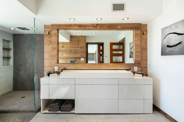 Wander Sunset Tower Glow #23