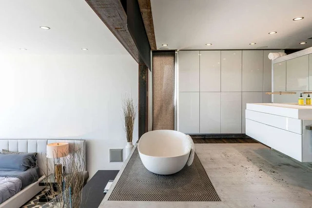 Wander Sunset Tower Glow #18